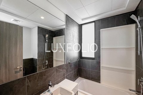 Villa en Murooj Al Furjan, Al Furjan, Dubai, 5 dormitorios, 425 m², № 45515 - foto 11