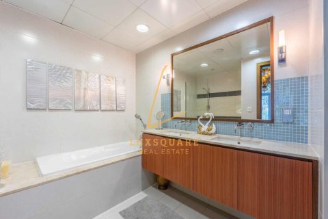 Appartement à Oceana, Palm Jumeirah, Dubai, 1 chambre, 175 m², № 135116 - photo 5