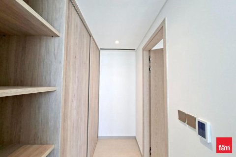 Снять в аренду виллу в Джабаль-Али, Дубай: 4 спальни, 676м², № 110870 - фото 16