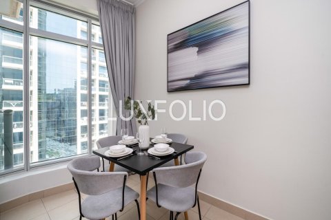 Снять в аренду квартиру в Burj Views, Даунтаун Дубай (Даунтаун Бурдж Дубай), Дубай: 1 спальня, 73м², № 46113 - фото 3