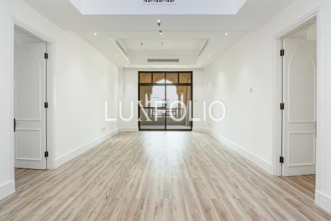 Apartment in Downtown Dubai (Downtown Burj Dubai), Dubai 2 bedrooms, 162 sq.m. № 45560