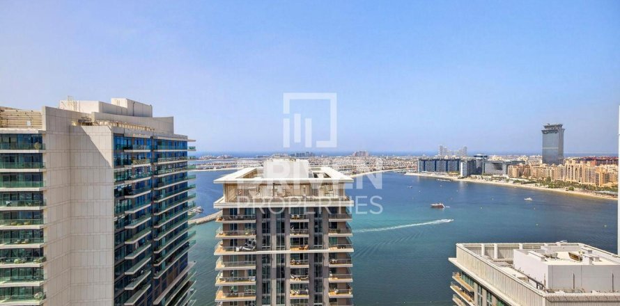 شقة في EMAAR Beachfront, Dubai Harbour, دبي 1غرف نوم, 68.93 م² رقم 129530