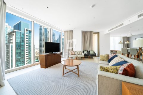 Apartamento en Vida Residence Downtown, Downtown Dubai (Downtown Burj Dubai), Dubai, 3 dormitorios, 187 m², № 73831 - foto 2