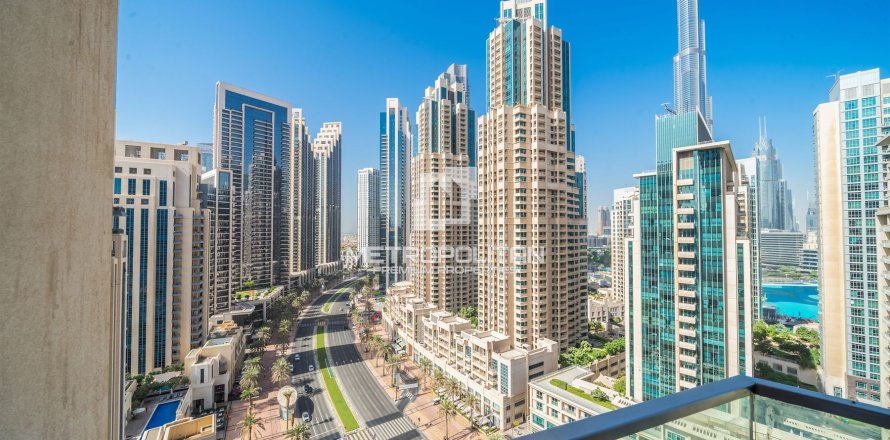 Apartamento en Vida Residence Downtown, Downtown Dubai (Downtown Burj Dubai), Dubai, 3 dormitorios, 187 m², № 73831
