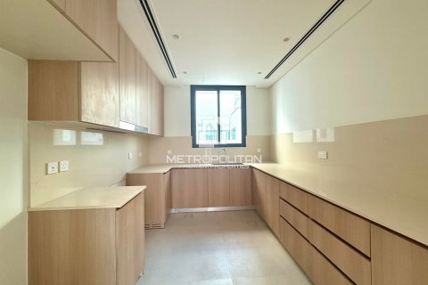 Villa in Arabian Ranches 3, Dubai 4 bedrooms, 378 sq.m. № 73823 - photo 5