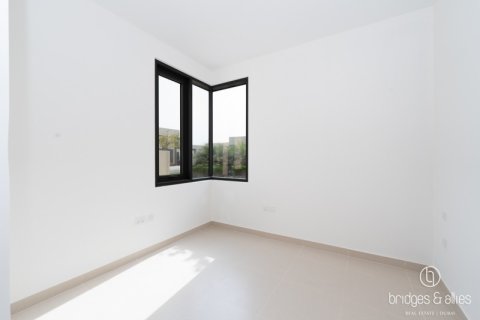 Снять в аренду виллу в Дубай Хилс Эстейт, Дубай: 5 спален, 254м², № 137720 - фото 26