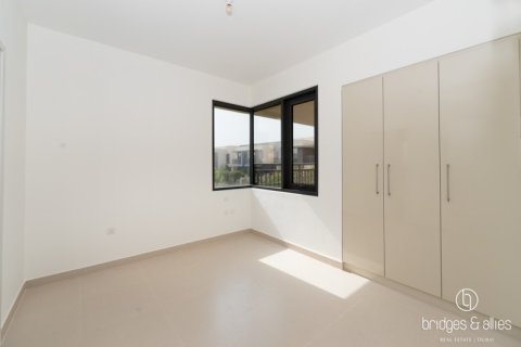 Снять в аренду виллу в Дубай Хилс Эстейт, Дубай: 5 спален, 254м², № 137720 - фото 22