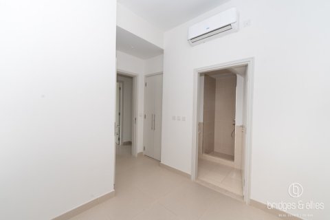 Снять в аренду виллу в Дубай Хилс Эстейт, Дубай: 5 спален, 254м², № 137720 - фото 5
