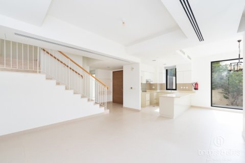Снять в аренду виллу в Дубай Хилс Эстейт, Дубай: 5 спален, 254м², № 137720 - фото 17