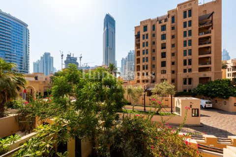 Apartment in Downtown Dubai (Downtown Burj Dubai), Dubai 1 bedroom, 89.83720100 sq.m. № 137705 - photo 4