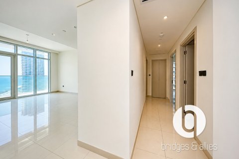 Apartment in EMAAR Beachfront, Dubai Harbour, Dubai 2 bedrooms, 119 sq.m. № 137719 - photo 13