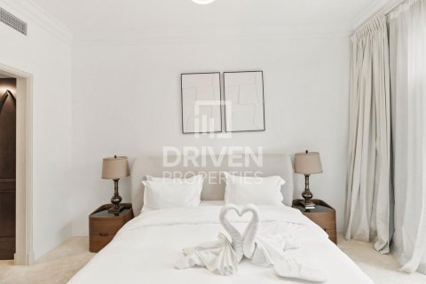 Apartment in Downtown Dubai (Downtown Burj Dubai), Dubai 1 bedroom, 107.86 sq.m. № 138641 - photo 7