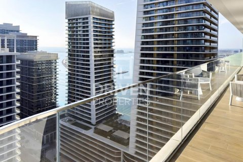 Apartment in EMAAR Beachfront, Dubai Harbour, Dubai 3 bedrooms, 178.19 sq.m. № 136703 - photo 15