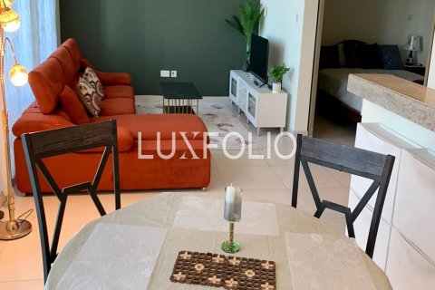 Снять в аренду квартиру в The Lofts, Даунтаун Дубай (Даунтаун Бурдж Дубай), Дубай: 1 спальня, 76м², № 46387 - фото 9