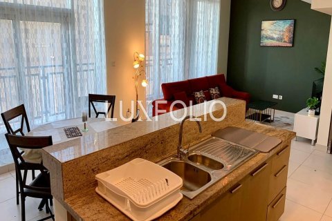 Снять в аренду квартиру в The Lofts, Даунтаун Дубай (Даунтаун Бурдж Дубай), Дубай: 1 спальня, 76м², № 46387 - фото 4