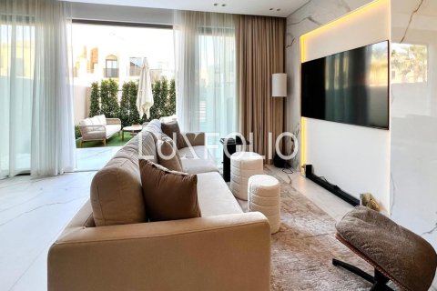 Maison de ville à Jumeirah Golf Estates, Dubai, 3 chambres, 204 m², № 46397