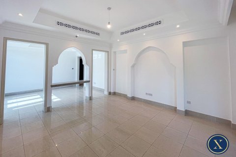 Снять в аренду квартиру в Даунтаун Дубай (Даунтаун Бурдж Дубай), Дубай: 2 спальни, 143м², № 46398 - фото 4