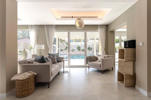 فيلا في Legacy, Jumeirah Park, دبي 3 غرف نوم, 295 م² رقم 43209 - صورة 8