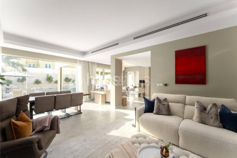 فيلا في Legacy, Jumeirah Park, دبي 3 غرف نوم, 295 م² رقم 43209 - صورة 14