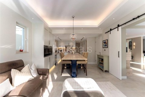 فيلا في Legacy, Jumeirah Park, دبي 3 غرف نوم, 295 م² رقم 43209 - صورة 7