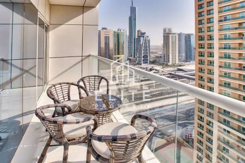 Apartamento en West Avenue Tower, Dubai Marina, Dubai, 1 dormitorio, 67 m², № 141193 - foto 3