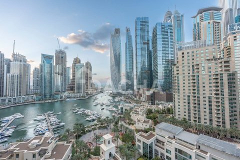 Apartment in Emaar 6 Towers, Dubai Marina, Dubai 1 bedroom, 143 sq.m. № 110390