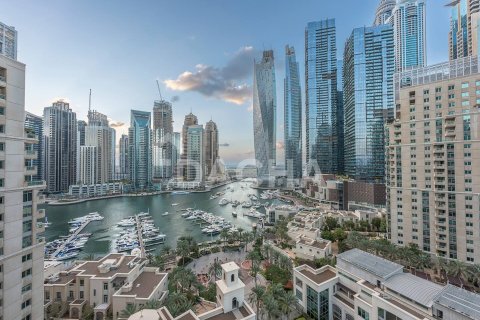 Apartamento en Emaar 6 Towers, Dubai Marina, Dubai, 1 dormitorio, 143 m², № 110390 - foto 10