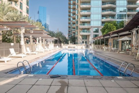 Apartamento en Emaar 6 Towers, Dubai Marina, Dubai, 1 dormitorio, 143 m², № 110390 - foto 2