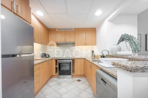 Apartamento en Emaar 6 Towers, Dubai Marina, Dubai, 1 dormitorio, 143 m², № 110390 - foto 13