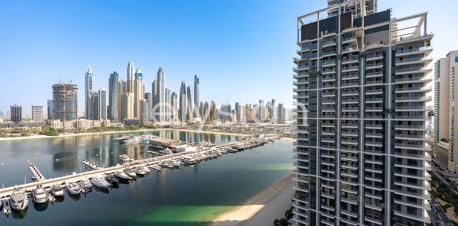 Apartment in EMAAR Beachfront, Dubai Harbour, Dubai 1 bedroom, 79 sq.m. № 38070