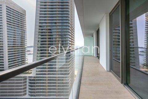 Apartment in EMAAR Beachfront, Dubai Harbour, Dubai 1 bedroom, 79 sq.m. № 38070 - photo 4