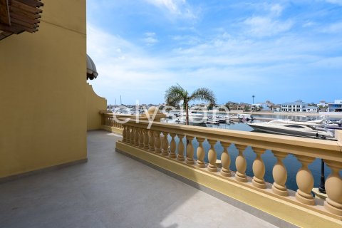 Townhouse in Marina Residences, Palm Jumeirah, Dubai 3 bedrooms, 380 sq.m. № 38075 - photo 20