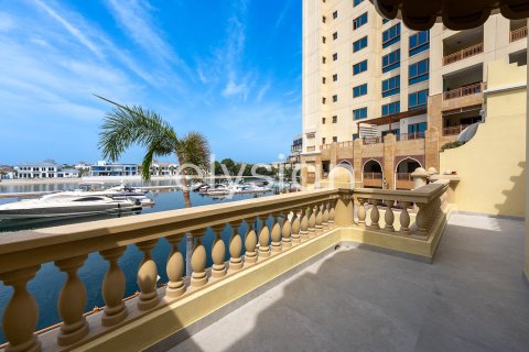 Townhouse in Marina Residences, Palm Jumeirah, Dubai 3 bedrooms, 380 sq.m. № 38075 - photo 21