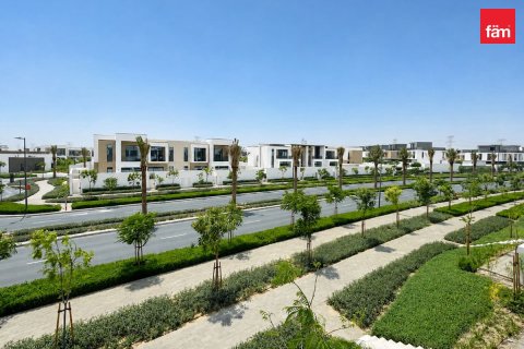 فيلا في دبي 3 غرف نوم, 126.5 م² رقم 137682 - صورة 27
