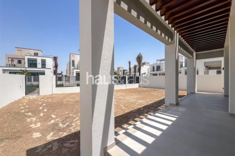 Villa in Caya, Arabian Ranches 3, Dubai 4 bedrooms, 381 sq.m. № 43292 - photo 9
