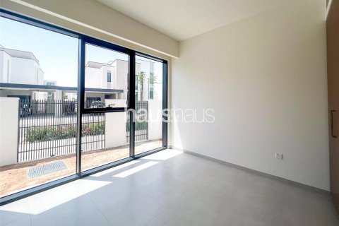 Villa in Caya, Arabian Ranches 3, Dubai 4 bedrooms, 381 sq.m. № 43292 - photo 7