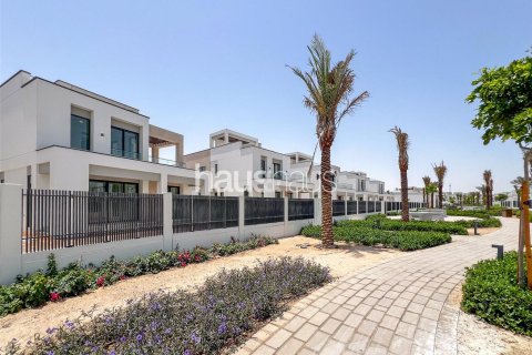 Villa in Caya, Arabian Ranches 3, Dubai 4 bedrooms, 381 sq.m. № 43292 - photo 4