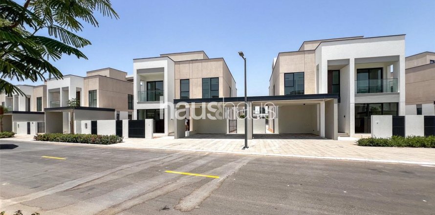 Villa in Caya, Arabian Ranches 3, Dubai 4 bedrooms, 381 sq.m. № 43292