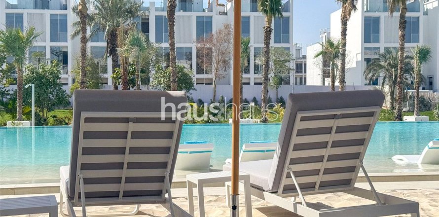 Maison de ville à Al Barari, Dubai, 4 chambres, 459 m², № 43312
