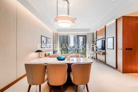 Apartment in Downtown Dubai (Downtown Burj Dubai), Dubai 3 bedrooms, 146 sq.m. № 97234 - photo 6