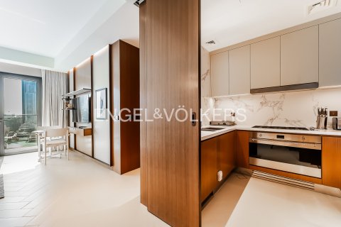 Apartment in Downtown Dubai (Downtown Burj Dubai), Dubai 3 bedrooms, 146 sq.m. № 97234 - photo 9