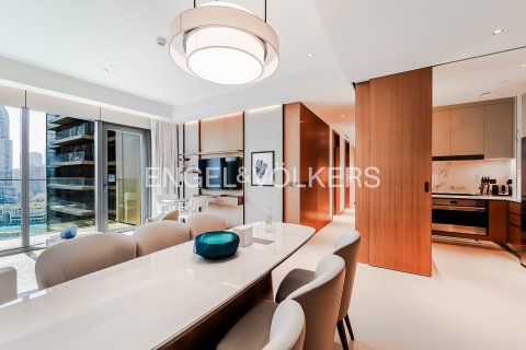 Apartment in Downtown Dubai (Downtown Burj Dubai), Dubai 3 bedrooms, 146 sq.m. № 97234 - photo 8