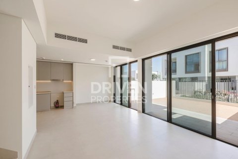 Villa à The Valley, Dubai, 3 chambres, 174.01 m², № 138375 - photo 3