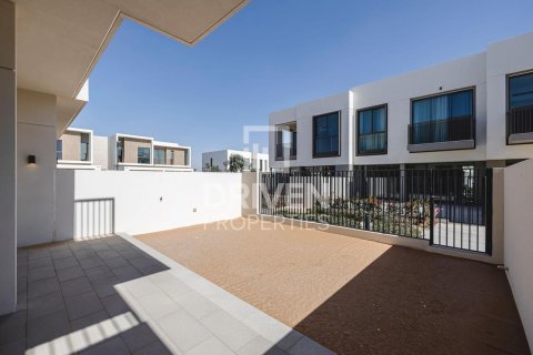 Villa à The Valley, Dubai, 3 chambres, 174.01 m², № 138375 - photo 16