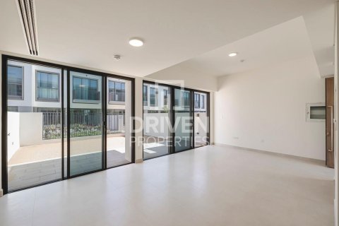 Villa à The Valley, Dubai, 3 chambres, 174.01 m², № 138375 - photo 2
