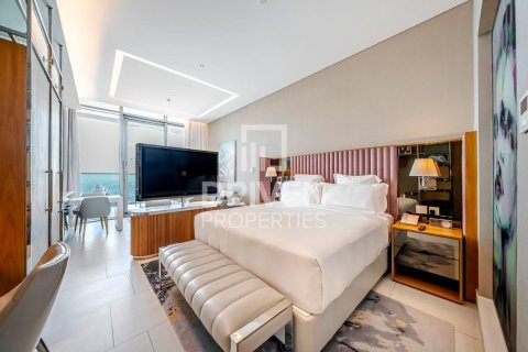 Appartement à SLS Dubai Hotel & Residences, Business Bay, Dubai, studio, 62.99 m², № 135637 - photo 2