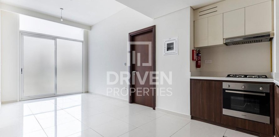 Apartamento en Business Bay, Dubai, 2 dormitorios, 84.26 m², № 140715