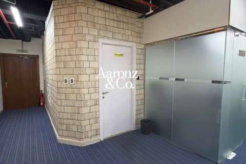 Office in Business Bay, Dubai 151 sq.m. № 114456 - photo 14