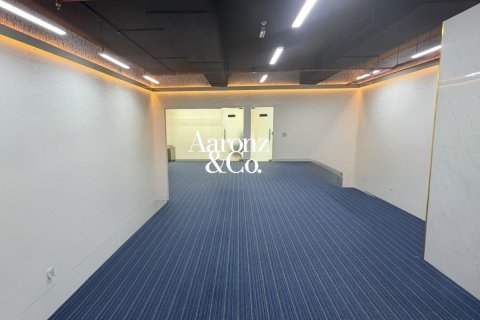 Office in Business Bay, Dubai 151 sq.m. № 114456 - photo 6