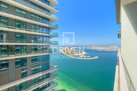 Снять в аренду квартиру в EMAAR Beachfront, Dubai Harbour, Дубай: 2 спальни, 103.03м², № 128219 - фото 15